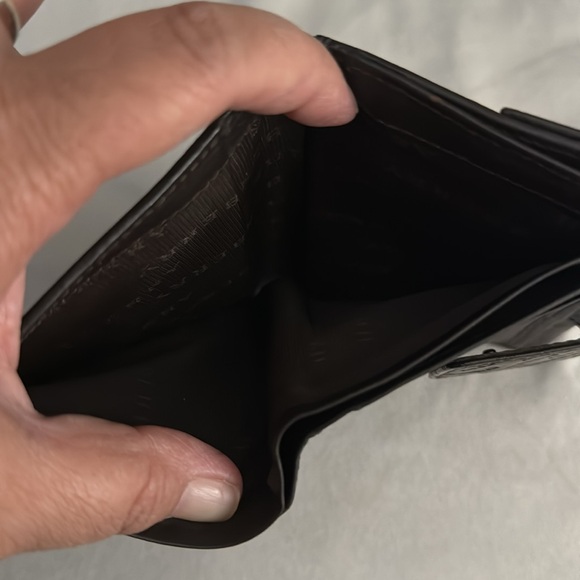 Burberry Wallet - Picture 8 of 10